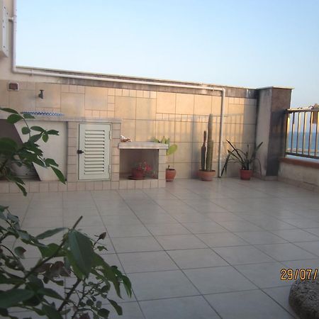 Attico Con Vista Panoramica Sul Mare Apartment ชากกา ห้อง รูปภาพ